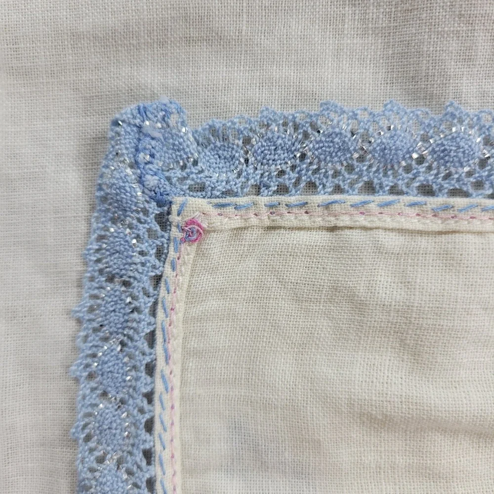 Vintage Embroidered Linen Tablecloth 4 Napkins Floral Hat Blue Lace Handmade Set
